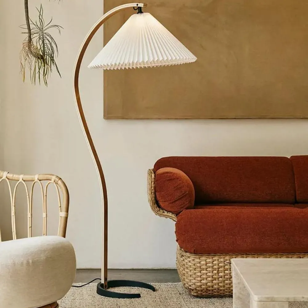 GUBI Timberline Floor Lamp